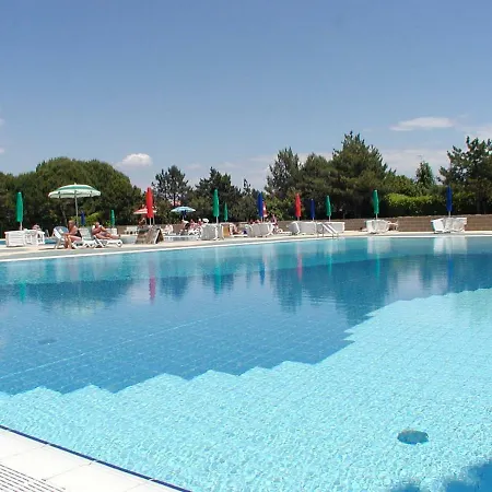 דירה Flats Valbella ביביונה